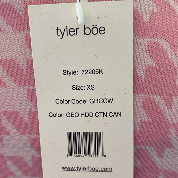 NWT Tyler Boe Pink Geometric Bell Sleeve Dress. Size XS - Picture 6 of 6
